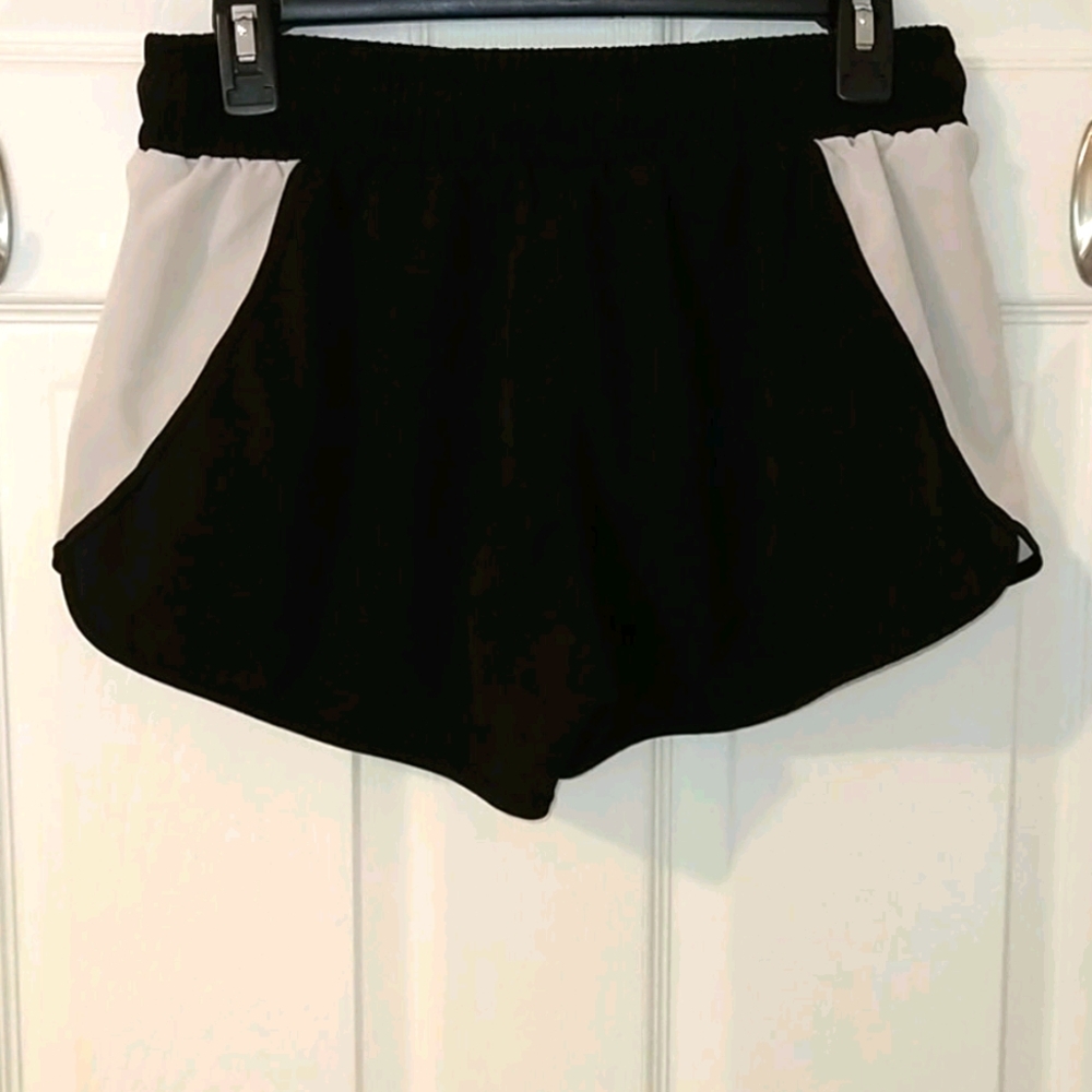 Shorts - Picture 2 of 2